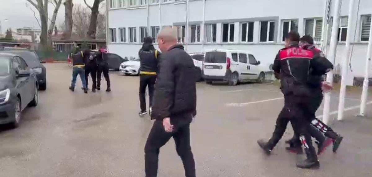 Bursa’da Kan Donduran Cinayet Anı Kameraya Yansımıştı… 280 Saat Kamera İzleyip Cinayeti Çözdüler