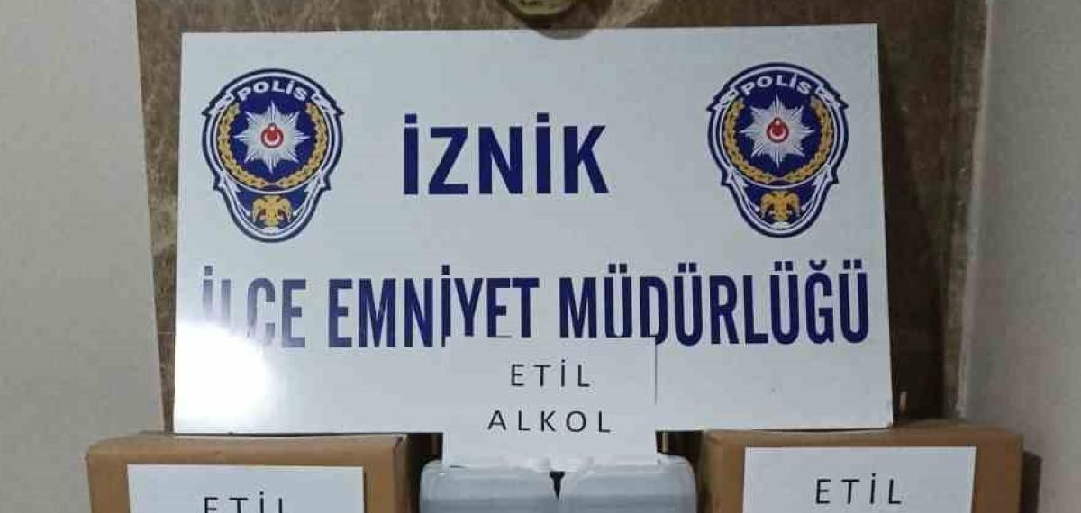 Bursa’da Sahte Alkol Operasyonu: 135 Litre Etil Alkol Ele Geçirildi