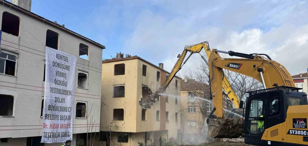 Büyükçekmece’de Depremde Yıkılma Riski Yüksek 2 Binada Kentsel Dönüşüm
