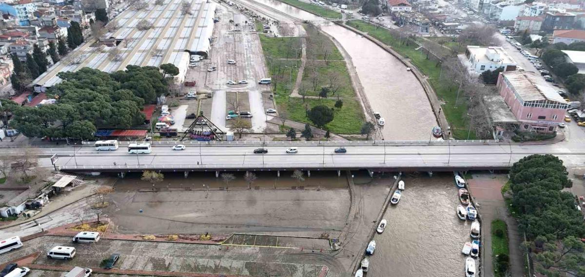 Çanakkale’de Taşkın Yaşanan Sarıçay Normale Döndü