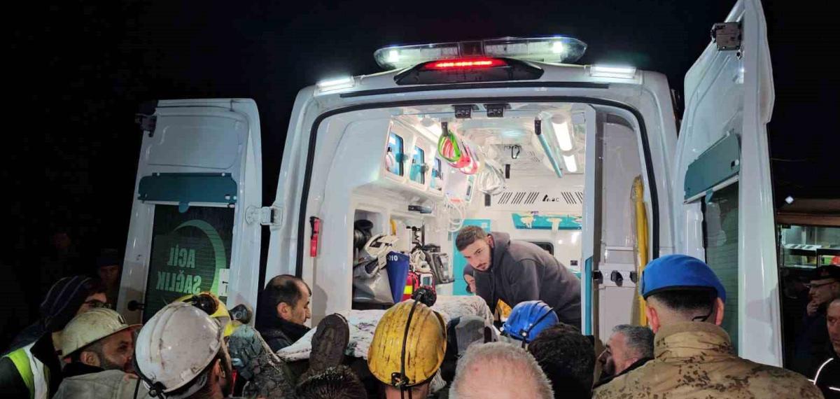 Çizmeleriyle Morga Kaldırılan Madencinin Cenazesi Yürek Burktu