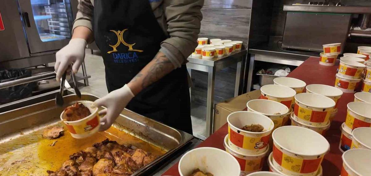 Darıca Belediyesi Ramazan Boyunca İhtiyaç Sahiplerine Sıcak Yemek Ulaştıracak