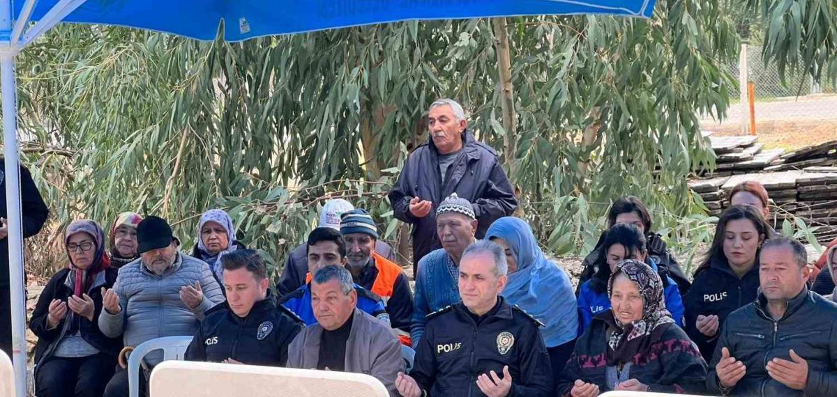 Depremde Hayatını Kaybeden Polisler Dualarla Anıldı