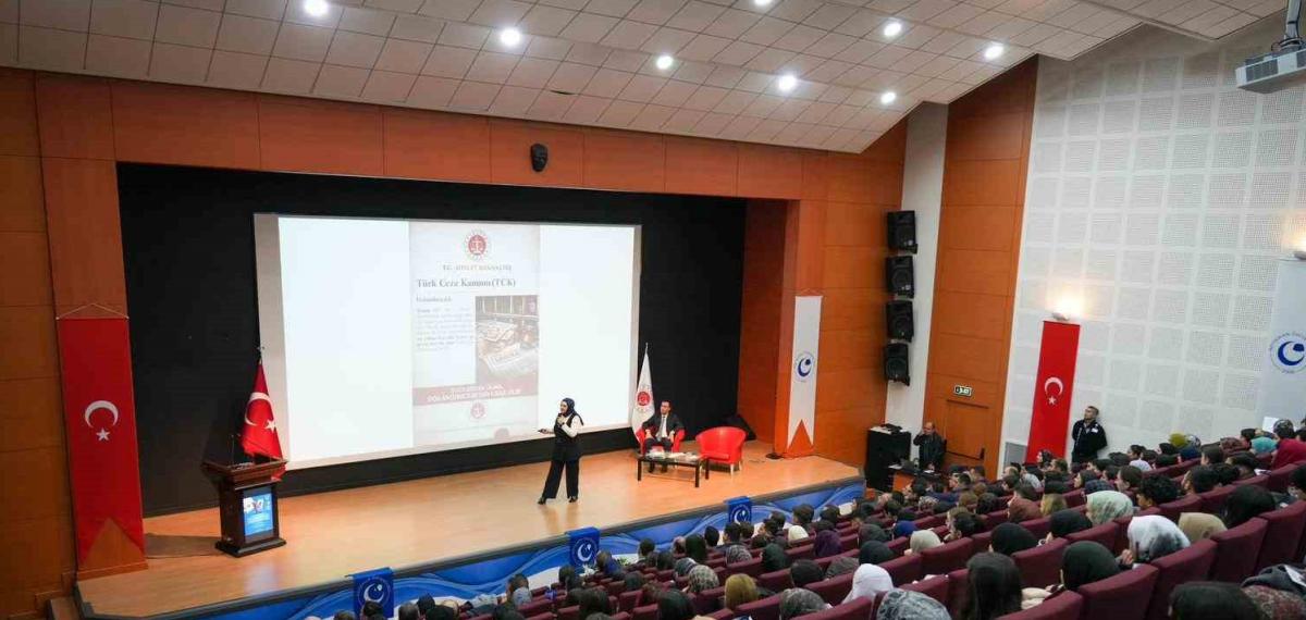Dolandırıcılık ve Kara Para ile Mücadeleye Yönelik Farkındalık Programı Düzenlendi