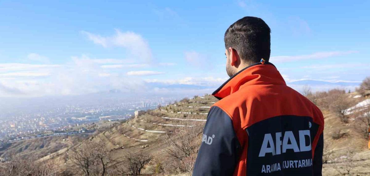 Elazığ’da Kayıp Yaşlı Adamı Arama Çalışmaları Sürüyor