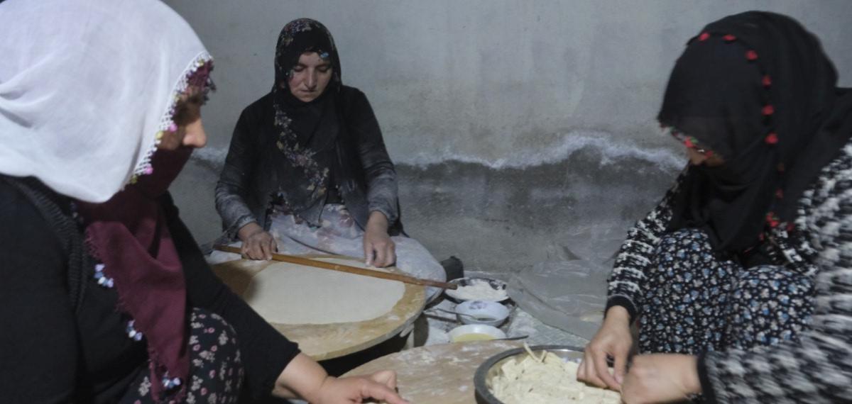 Erzincan’da Ramazan Hazırlığı: Geleneksel Lezzetler İmeceyle Sofralara Taşınıyor