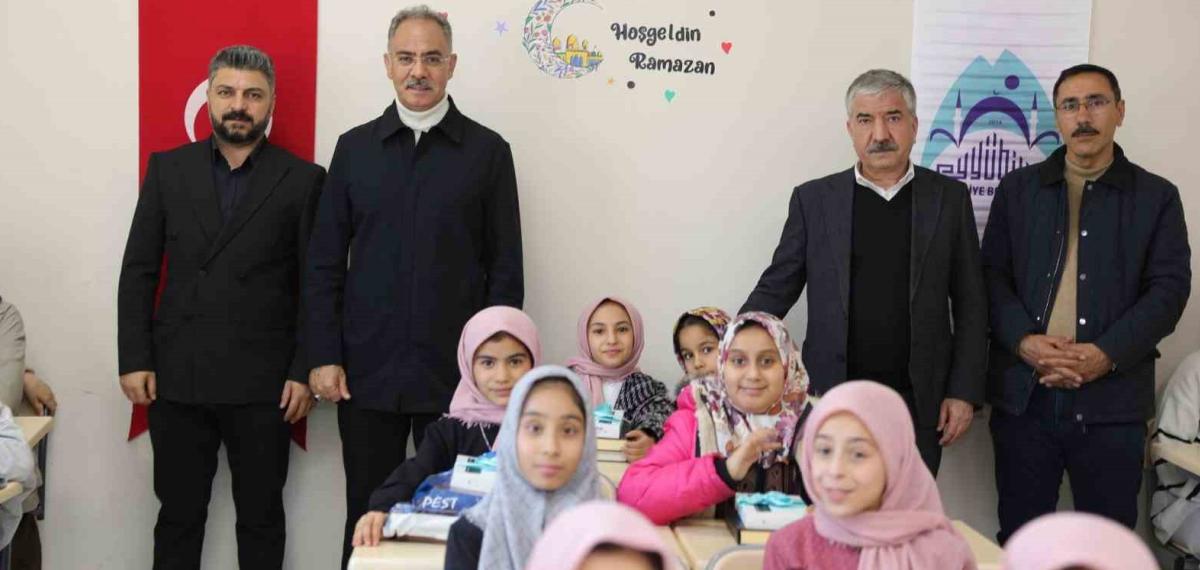 Eyyübiye’de Kur’an-I Kerim Okumaya Başlayan Çocuklar Büyük Sevinç Yaşadı