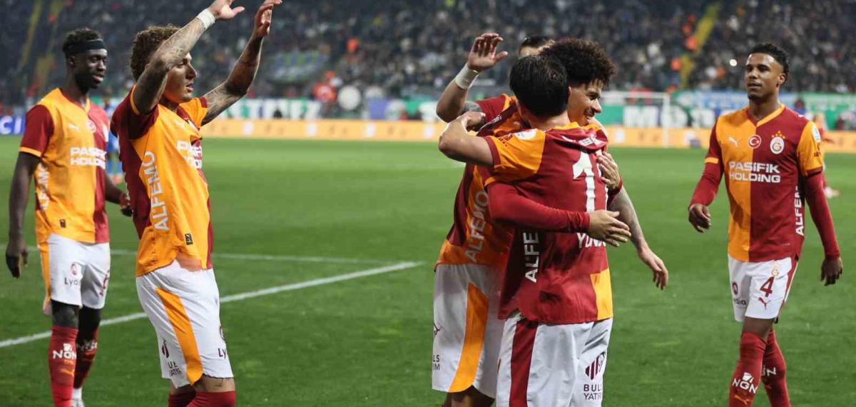 Galatasaray Yenilmezlik Serisini 9 Maça Çıkardı