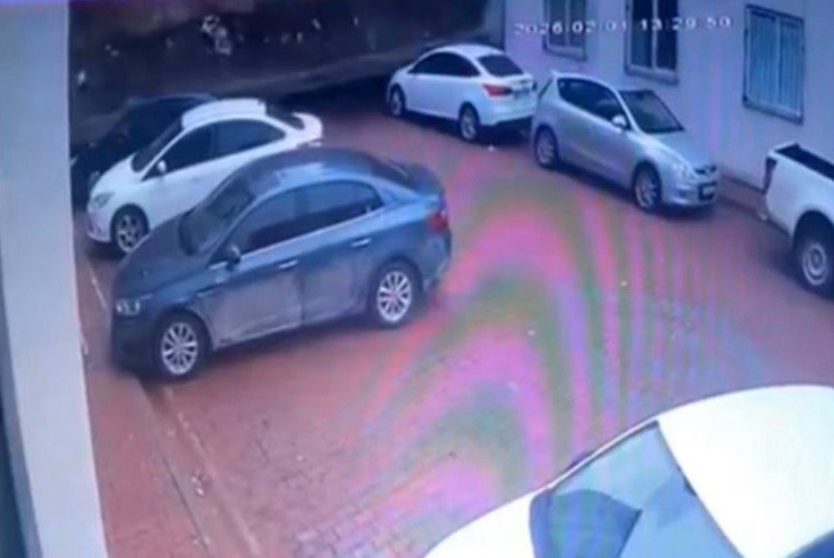 Gaziantep’te İstinat Duvarının Çöktüğü Anların Görüntüsü Ortaya Çıktı