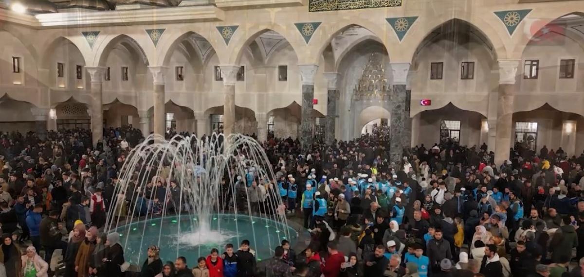 Gaziantep’te Ramazan’ın İlk Teravih Namazı Kılındı