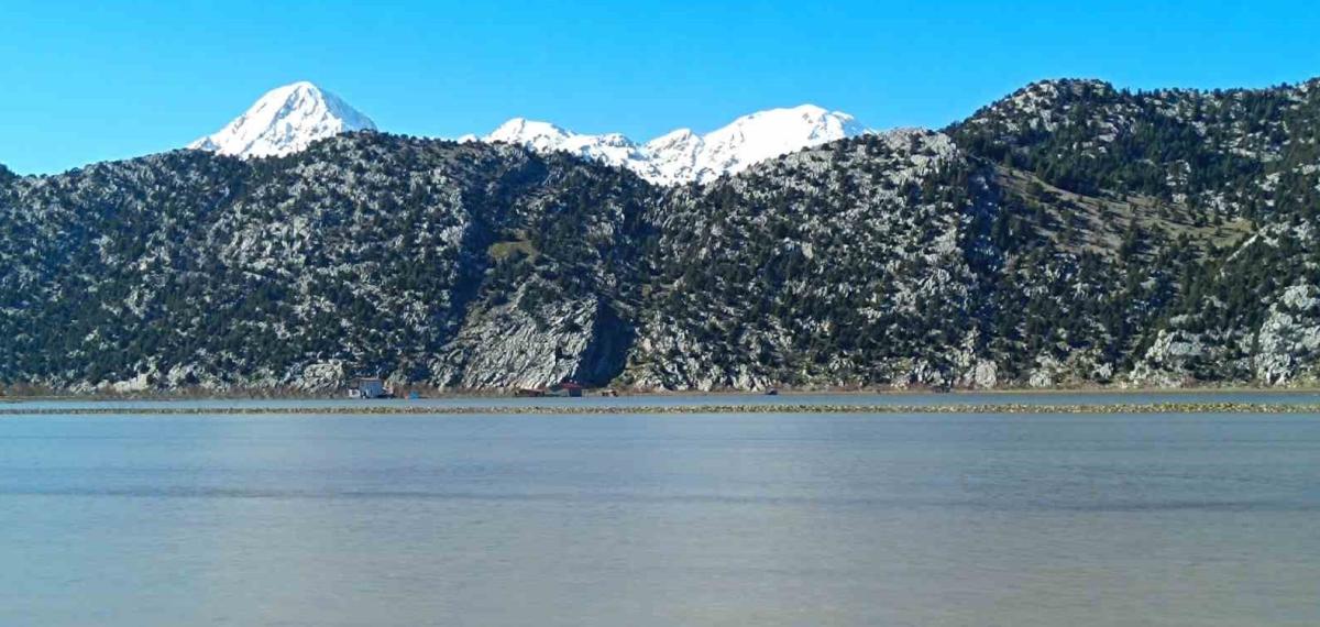 Gembos Ovası Adeta Göle Döndü