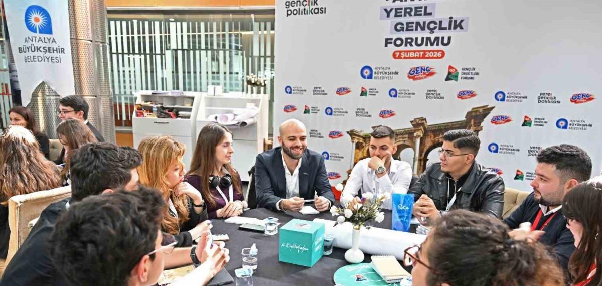 Gençler ‘Antalya Yerel Gençlik Forumu’nda Buluştu