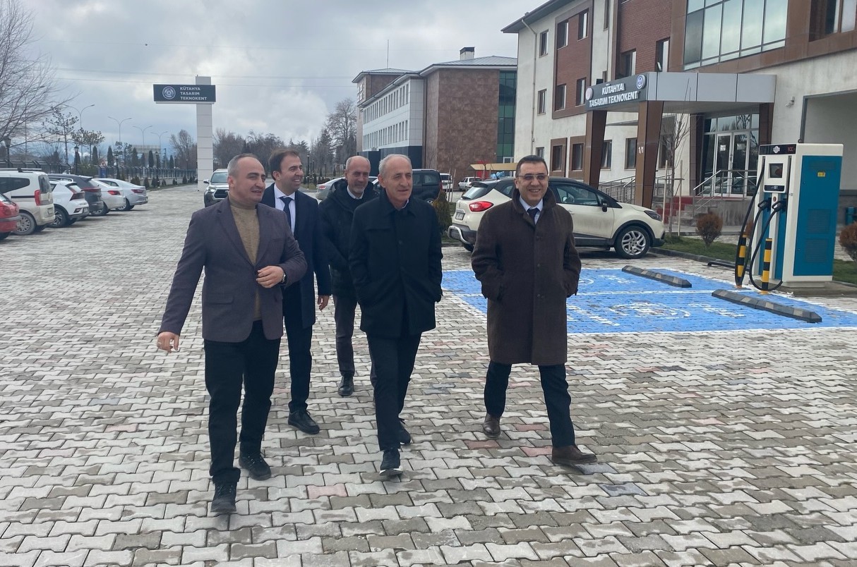 Genel Müdür Doç. Dr. Durmuş Özdemir: “Ar-Ge ve Yazılım Çalışmalarımız Devam Ediyor”