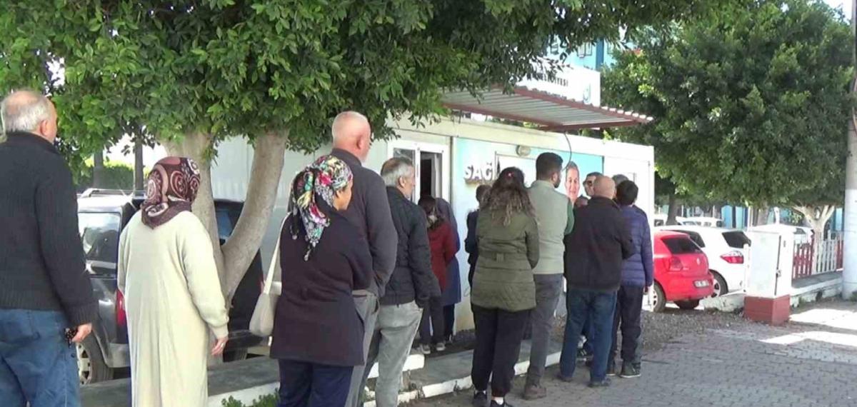 Gizemli Hayırsever, Ramazan Ayı Boyunca Günlük 6 Bin Ekmeği Depremzede Vatandaşlara Ücretsiz Dağıtacak