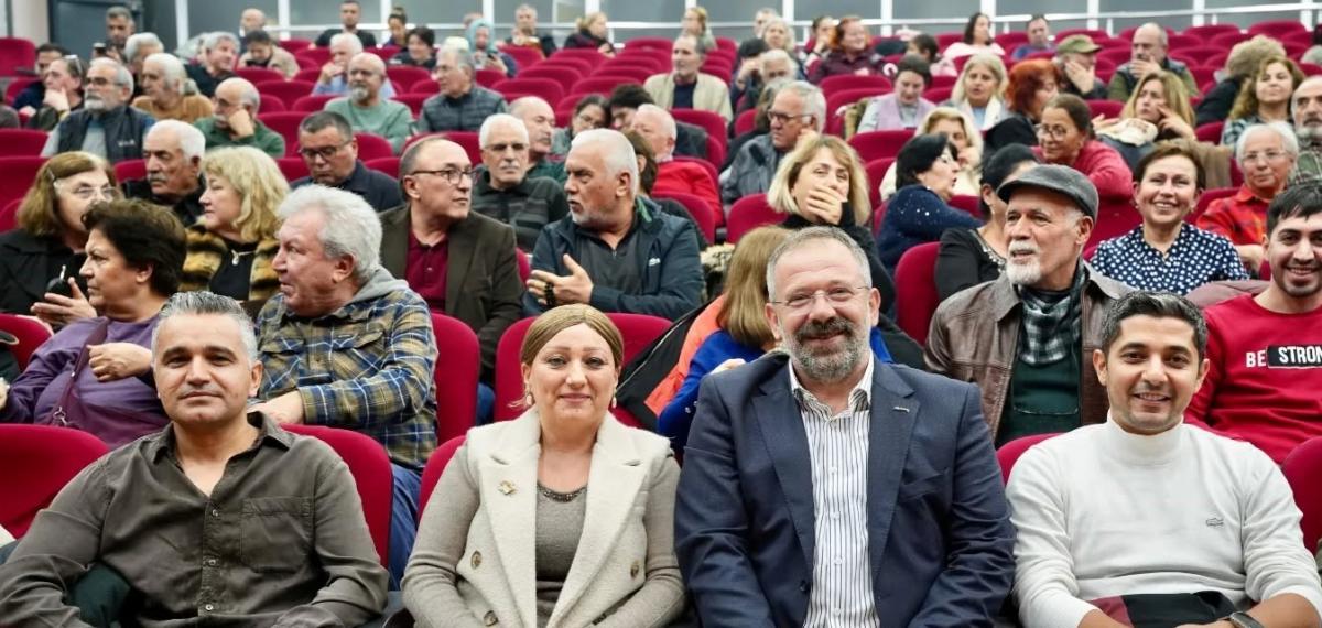 Gömeçlilere Unutulmaz Konser