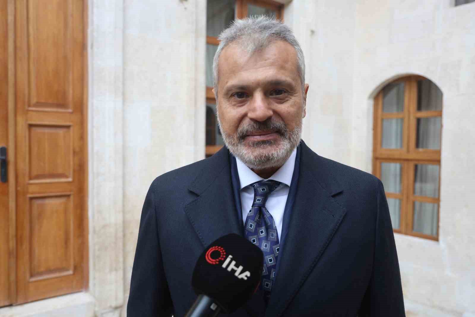 Hatay Büyükşehir Belediyesi Kentin Tarihinin Yeniden Yazılışında Sahada Varlığını Hissettiriyor