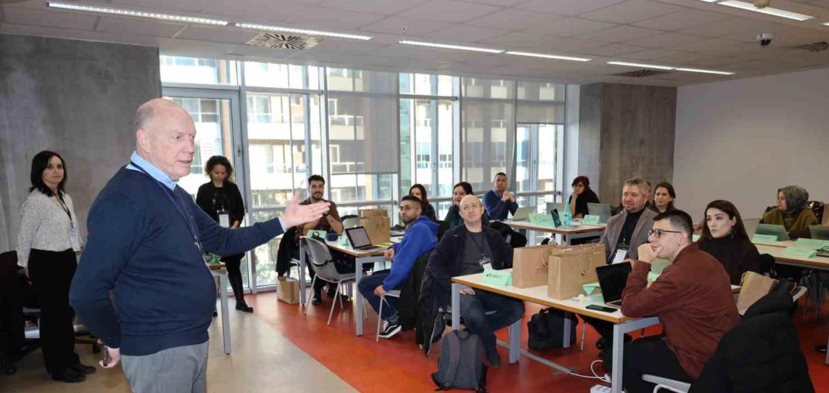 İngilizce Eğitiminde ‘Yapay Zekâ’ Liderleri Yetişiyor