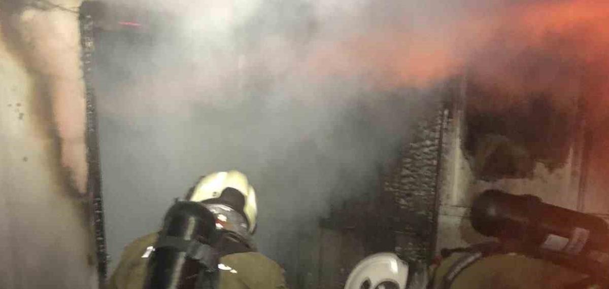 İskenderun’da Ev Yangını Büyümeden Söndürüldü