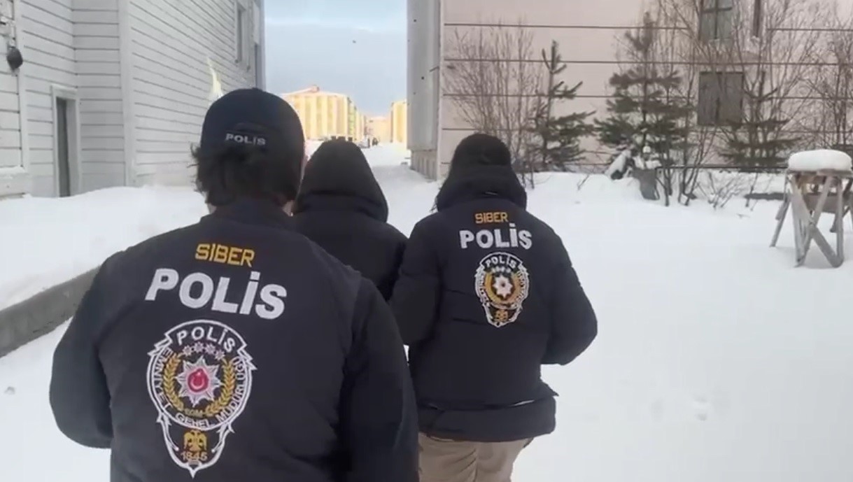 Kars Merkezli 5 İlde “Sahte El” Operasyonu: 12 Tutuklama