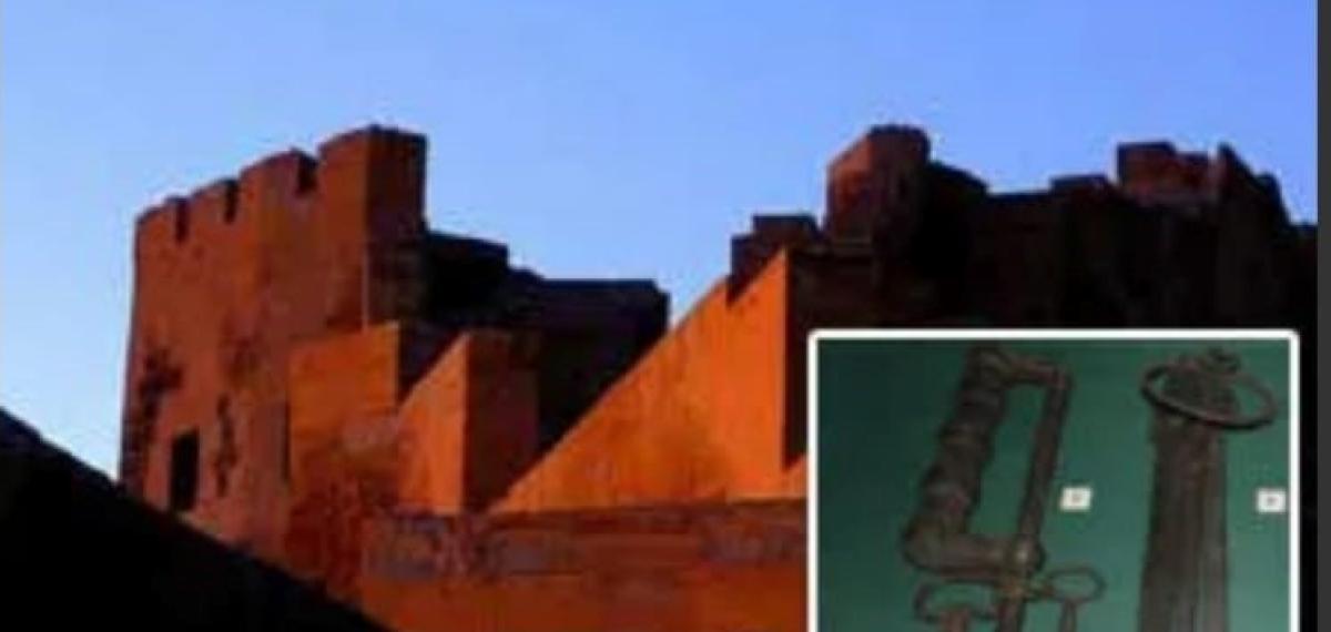 Kent Konseyi Tarihi Bayburt Kalesi’ne Ait Anahtar İçin Girişimde Bulunacak