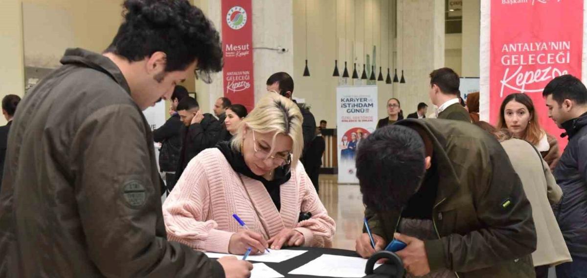 Kepez İş Arayanları Havacılık Sektörüyle Buluşturdu