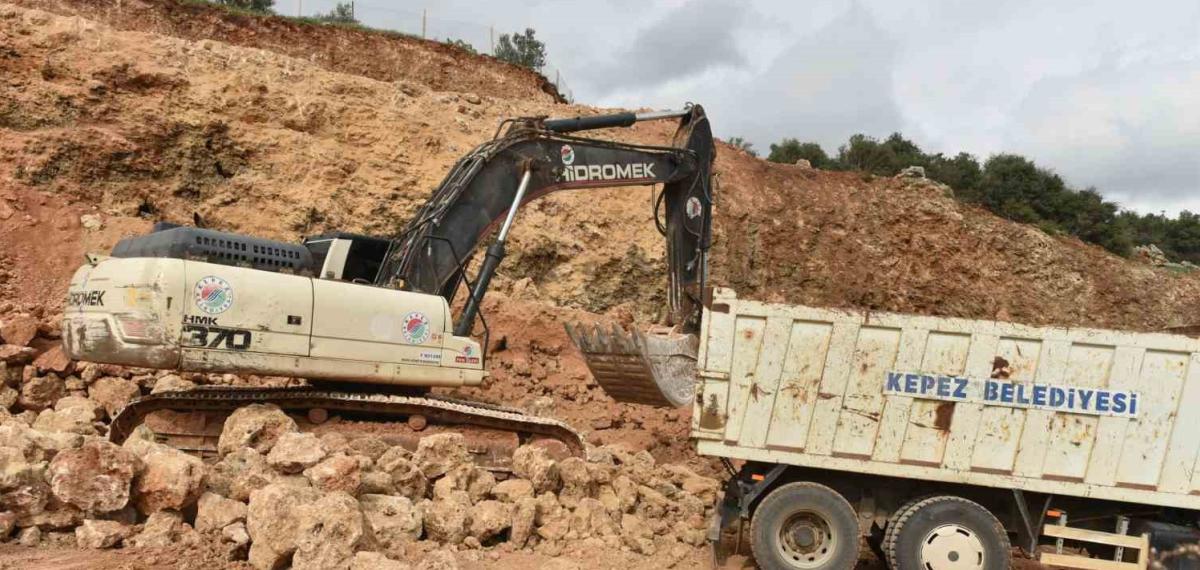 Kepez’de Heyelan Riskine Müdahale