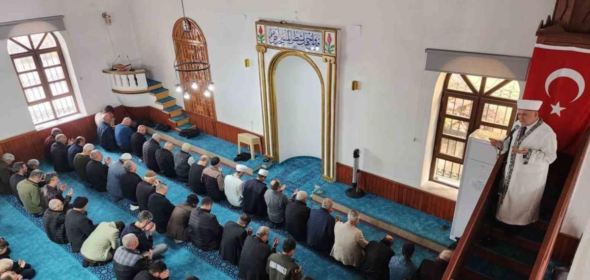 Köyceğiz’de Deprem Şehitleri İçin Dua ve Lokma Hayrı Yapıldı