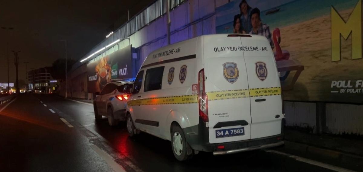 Küçükçekmece’de Seyir Halindeki Motosiklet, Temizlik Aracının Altına Girdi: 2 Ölü