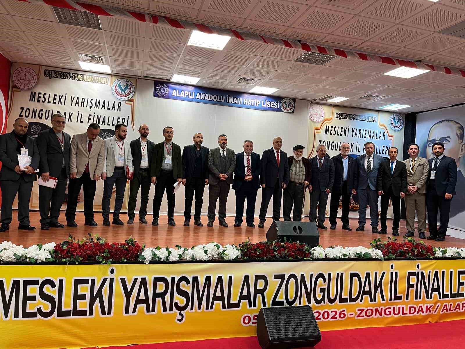 Kur’an-I Kerim’i Güzel Okuma Yarışması İl Finali Alaplı’da Gerçekleştirildi