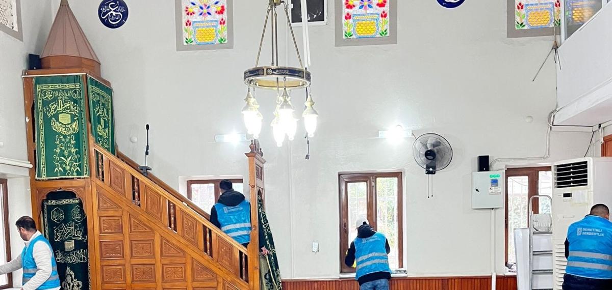 Manisa’da Denetimli Serbestlik Yükümlülerinden Camilere ’Ramazan’ Bakımı