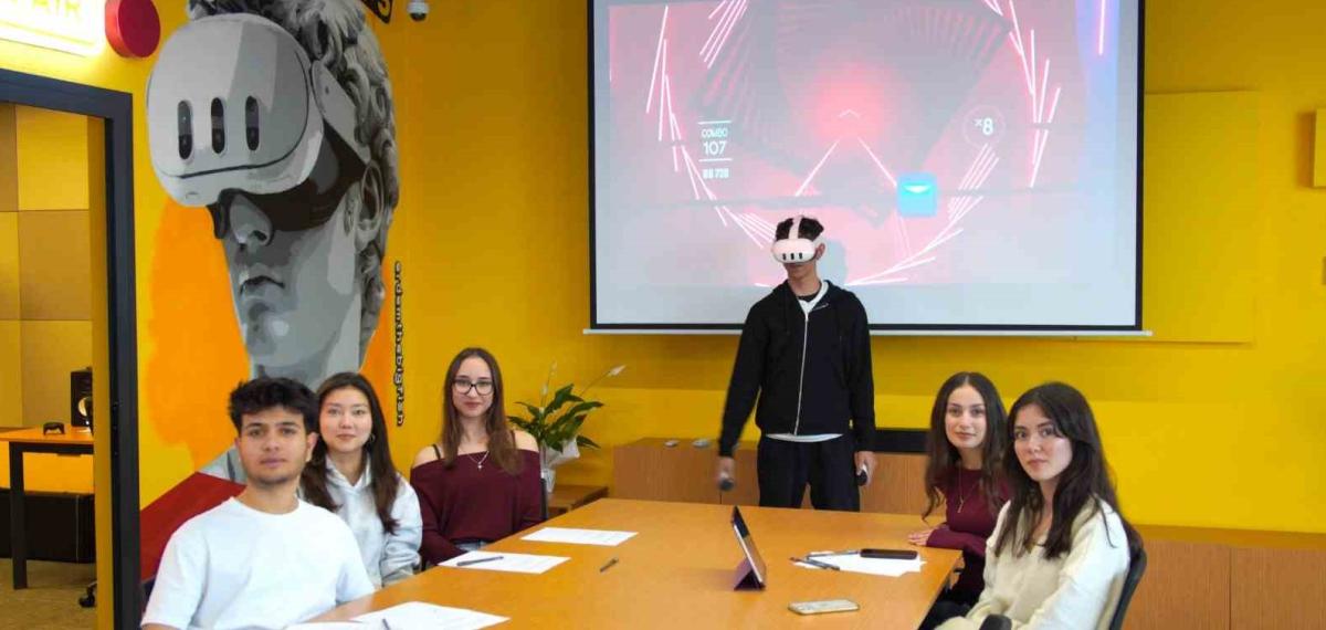 Menteşe Belediyesi Teknoloji ve Gençlik Merkezi’ne Gençlerden Yoğun İlgi