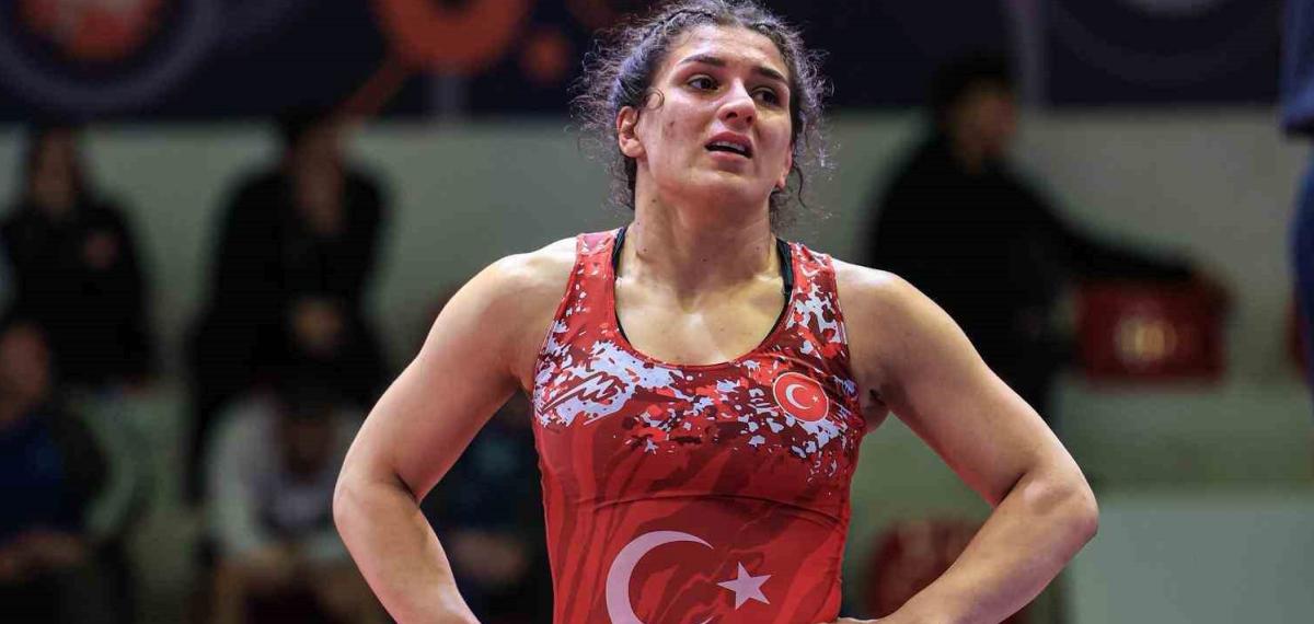 Nesrin Baş’tan Bronz Madalya