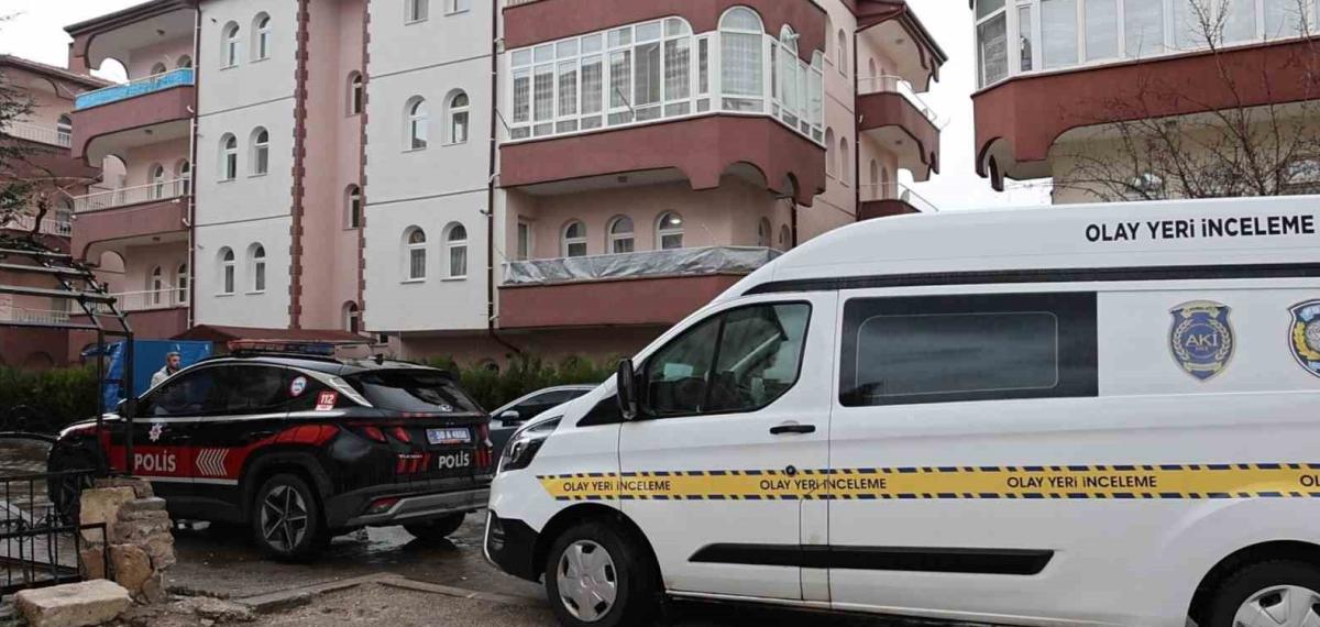 Nevşehir’de Eşini Bıçaklayan Şahıs Kaçarken Kaza Yaptı: Hayatını Kaybetti
