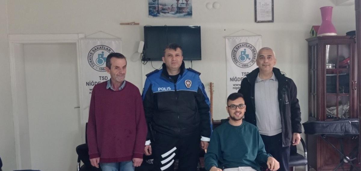 Niğde’de Toplum Destekli Polislikten Bilgilendirme ve Farkındalık Çalışmaları