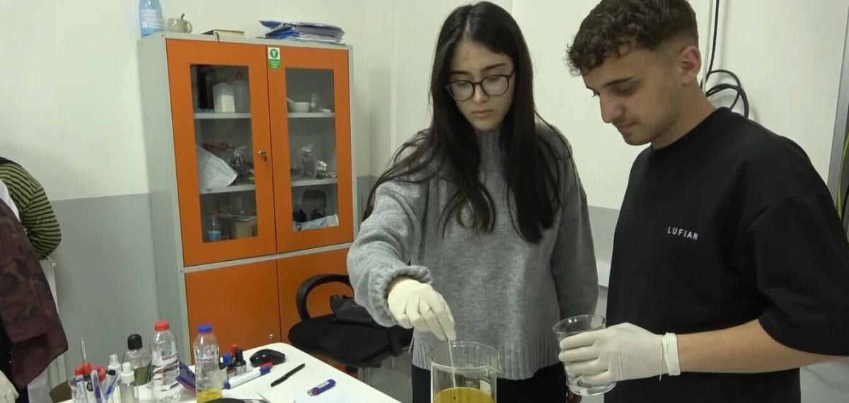 Öğrencilerden Örnek Proje: Atık Yağlar Sıvı Sabuna Dönüşüyor