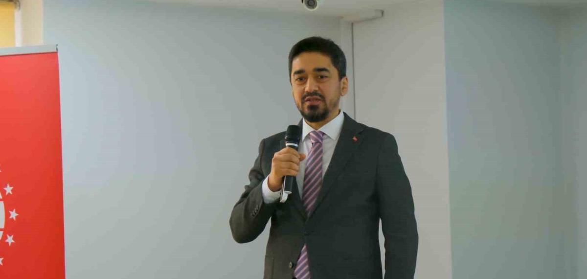 Osmaniye’de “Kadrajda Sanat, Haberde Gerçek” ve “Haberciliğin Yapay Zeka ile Dönüşümü” Eğitimleri Düzenlendi