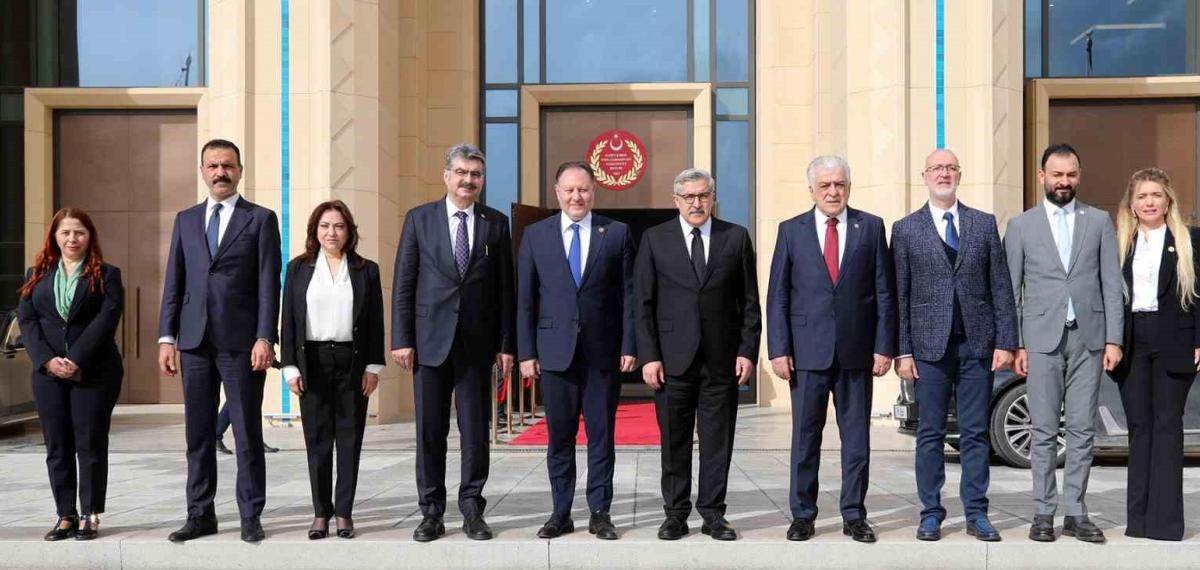 Öztürkler: “Anavatanla Kopmaz Bağlarımız Her Türlü Tehlikeye Karşı Güç Vermeye Devam Edecek”