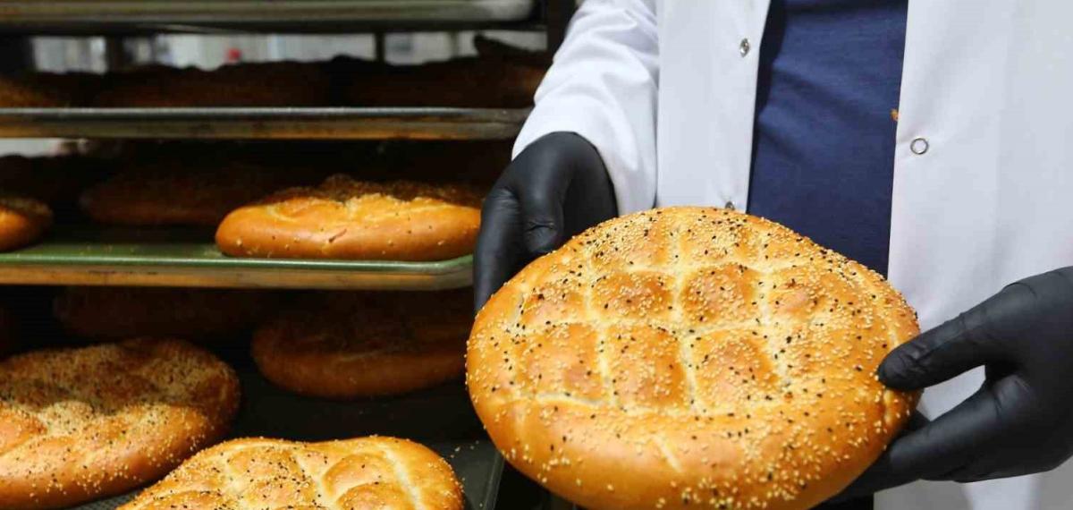 Ramazan Ayının Simgesi Pideler, Haydi Ekmek Büfelerinde Satışta Olacak