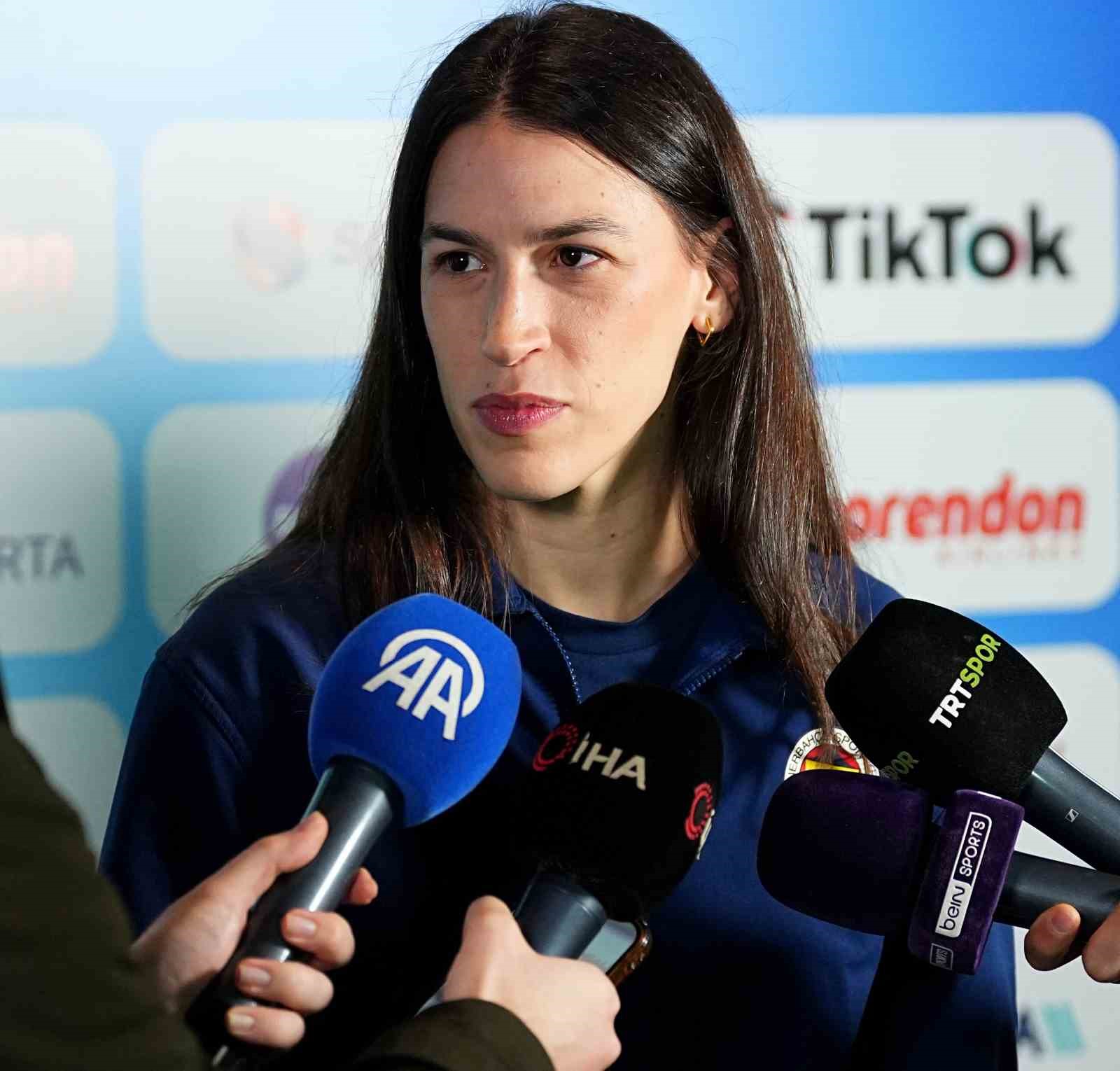 Sevgi Uzun: “Umarım Geçen Seneyi Telafi Edip, Bu Yıl Avrupa’yı Şampiyonlukla Bitireceğiz”