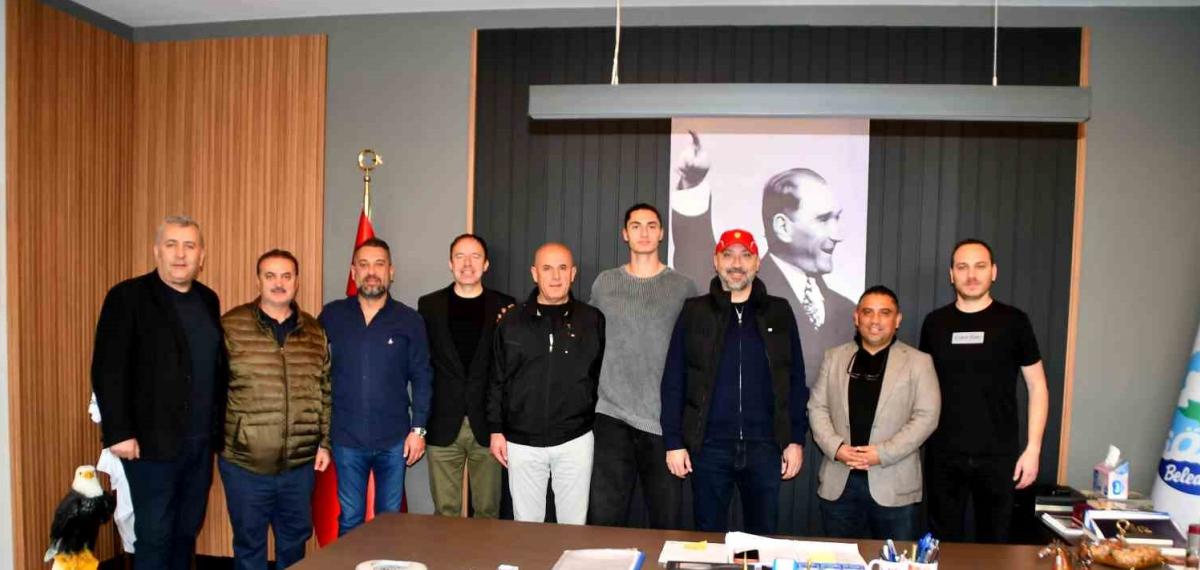 Söke 1970’den Süper Lig’e Transfer Olan Dağbaşı’na Başkan Arıkan’dan Tebrik