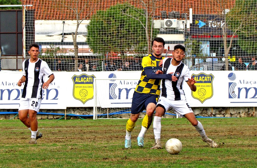 Süper Amatör’de Yerel Derbi Berabere Bitti: Alaçatıspor – Çeşme Belediyespor 2-2