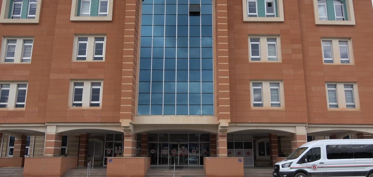 Tarlada Kavga Ettiği Husumetlisini Öldüren Sanık Hakim Karşısına Çıktı