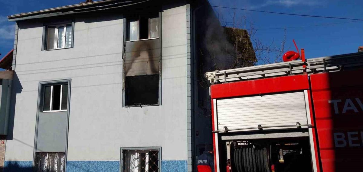 Tavşanlı’da Korkutan Bina Yangını