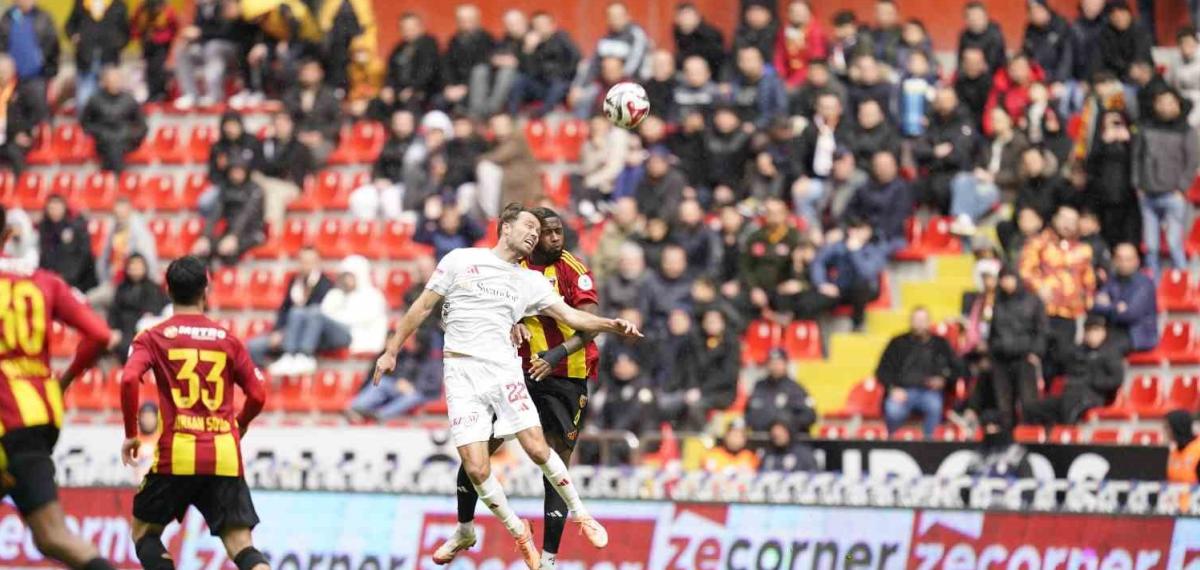Trendyol Süper Lig: Kayserispor: 0 – Antalyaspor: 0 (İlk Yarı)