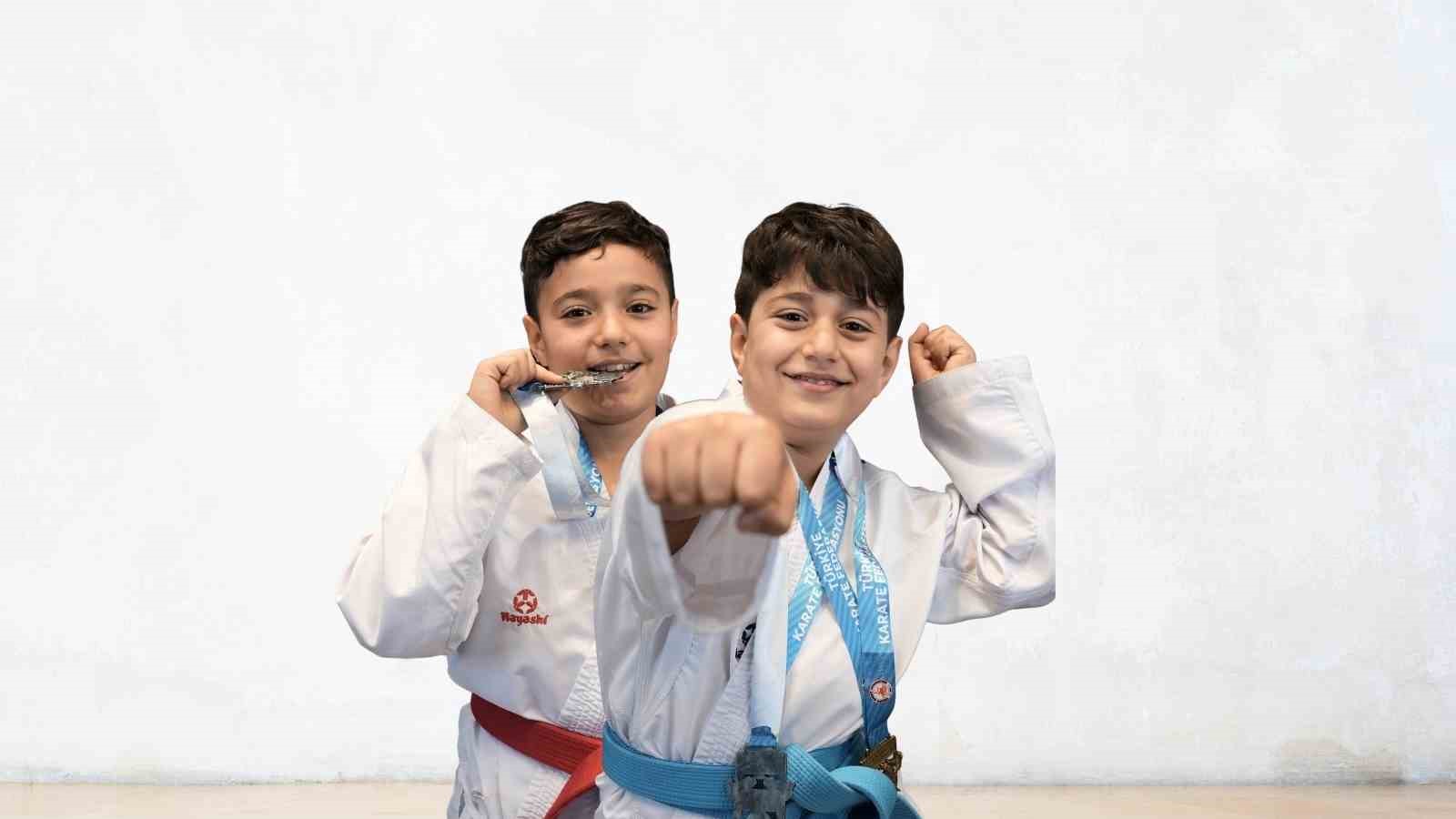Türkiye Karate Ligi Sakarya Etabında Erdem Koleji Damgası