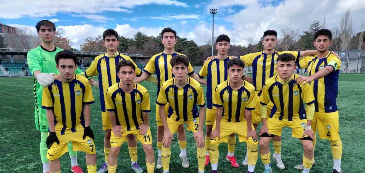 U17 Gelişim Ligi 8. Grup: Talas Belediye: 1 – Ankara Demirspor: 4