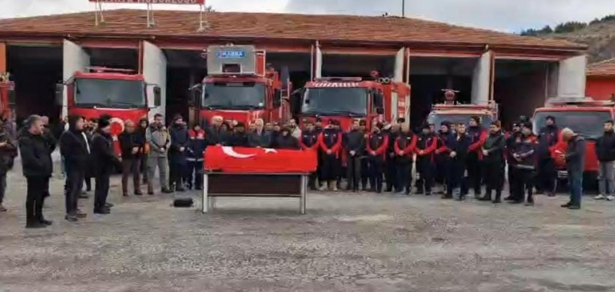 Vefat Eden İtfaiye Personeli İçin Cenaze Töreni Düzenlendi