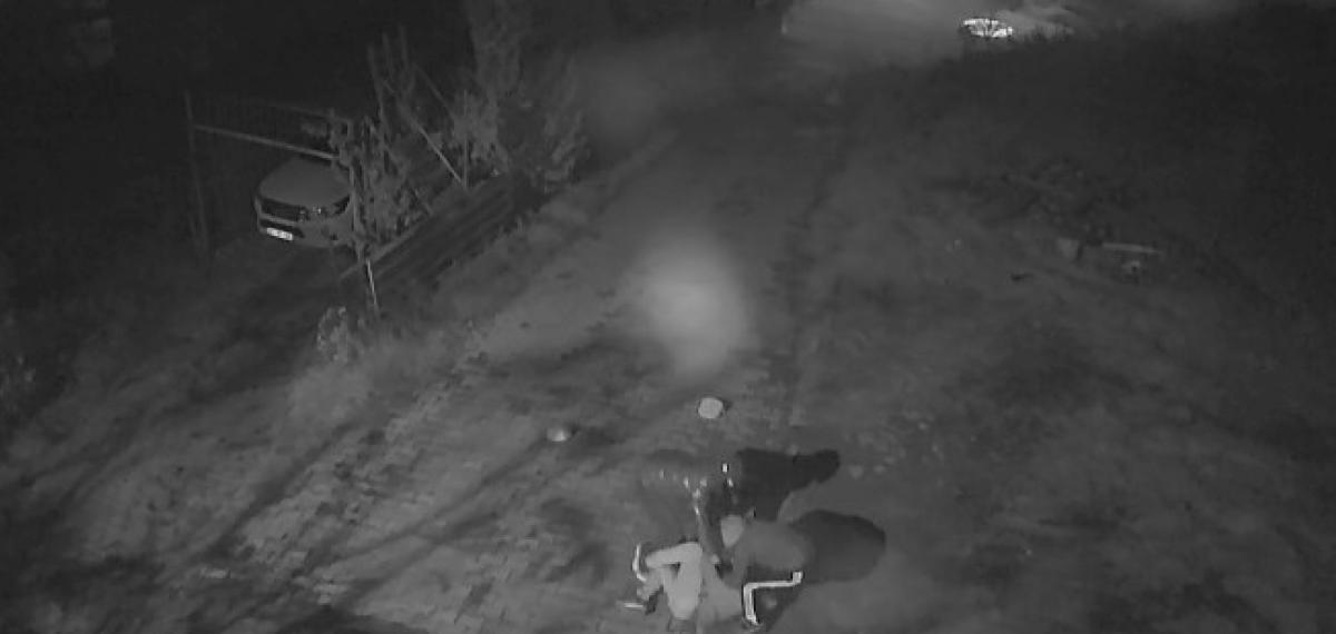 Yaşlı Adamı Yerlerde Sürükleyip Birikimini Çalan 3 Şüpheli Yakalandı