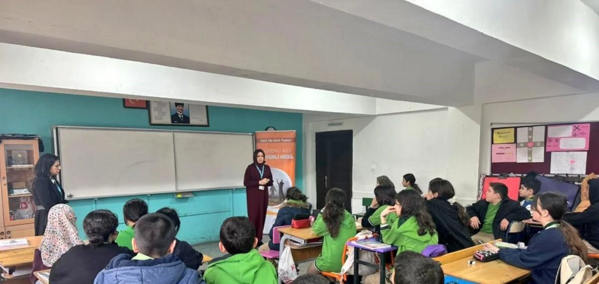 Yeşilyurt’ta “Güvenli Aile, Güvenli Nesil” Projesiyle Geleceğe Güvenli Adımlar Atlıyor