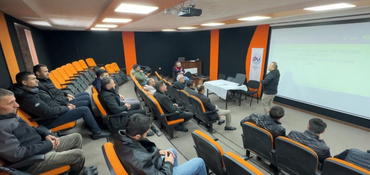 Yüksekova’da 98 Yetiştiriciye “Sürü Yönetimi” Eğitimi Verildi